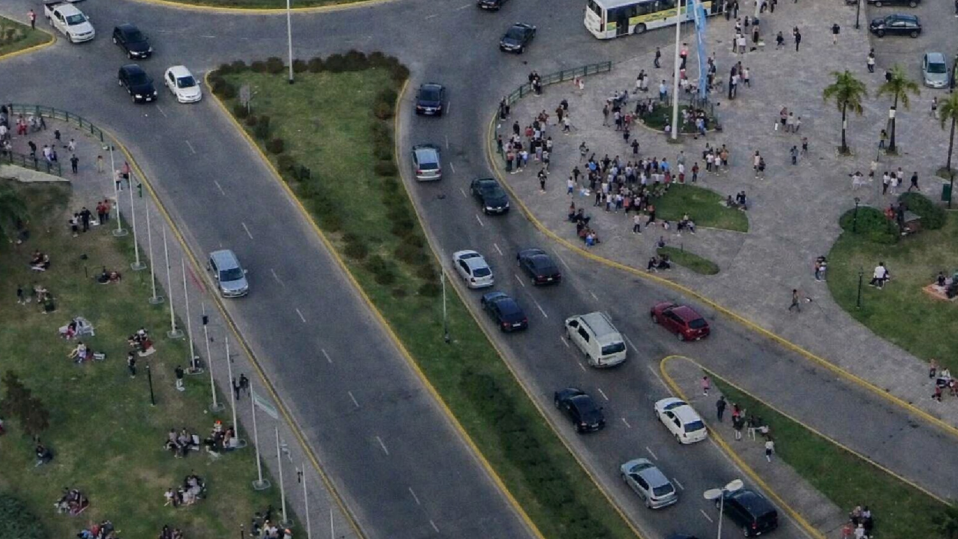 Limitar para habilitar: el proyecto de Zamora que busca destrabar las torres