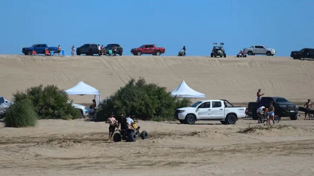 Locura al volante en las playas argentinas